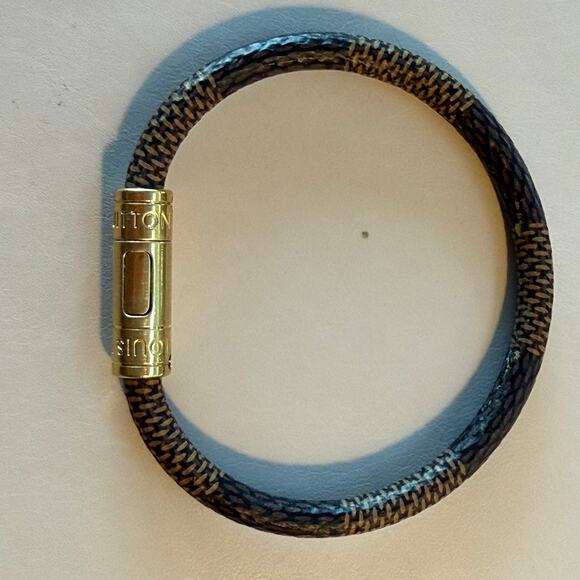 Louis Vuitton Damier Keep It Bracelet Small - Picture 6 of 11
